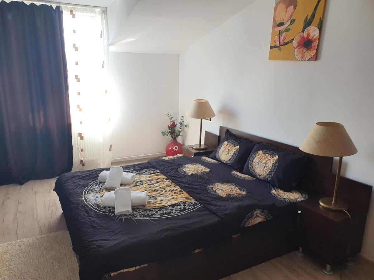 Driepersoonskamer met Eigen Externe Badkamer